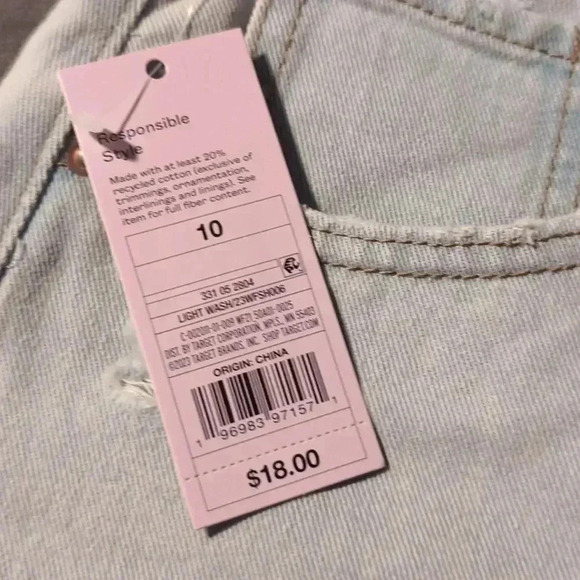 Wild fable super high Rise cutoff shorts size 10 - Picture 3 of 9